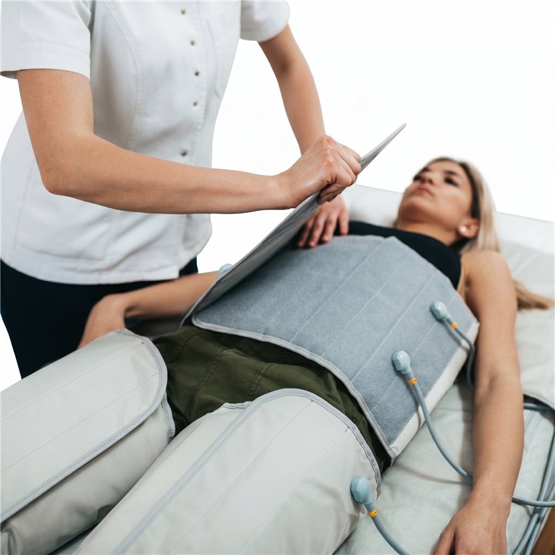 Colocación de la faja de cintura de presoterapia