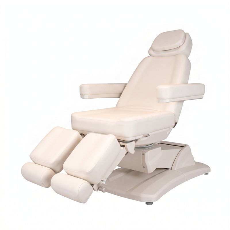 Vista frontal en perspectiva del sillón Taurus Cream de Mirplay