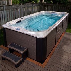 Jacuzzi J-3000 19 Swim Spa con Hidromasaje