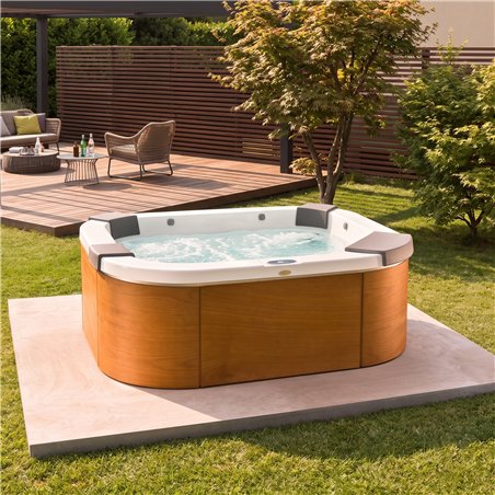 Jacuzzi Delos2 con jets Power Pro y cascada masajeadora