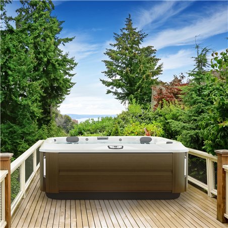 Jacuzzi J-375: Spa de hidromasaje con 52 jets y iluminación LED