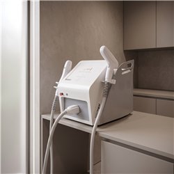 Legolaser Q‑Switched Infinity, Nd:YAG Q‑Switched laser dual-wavelength 1064/532 nm — Legolaser