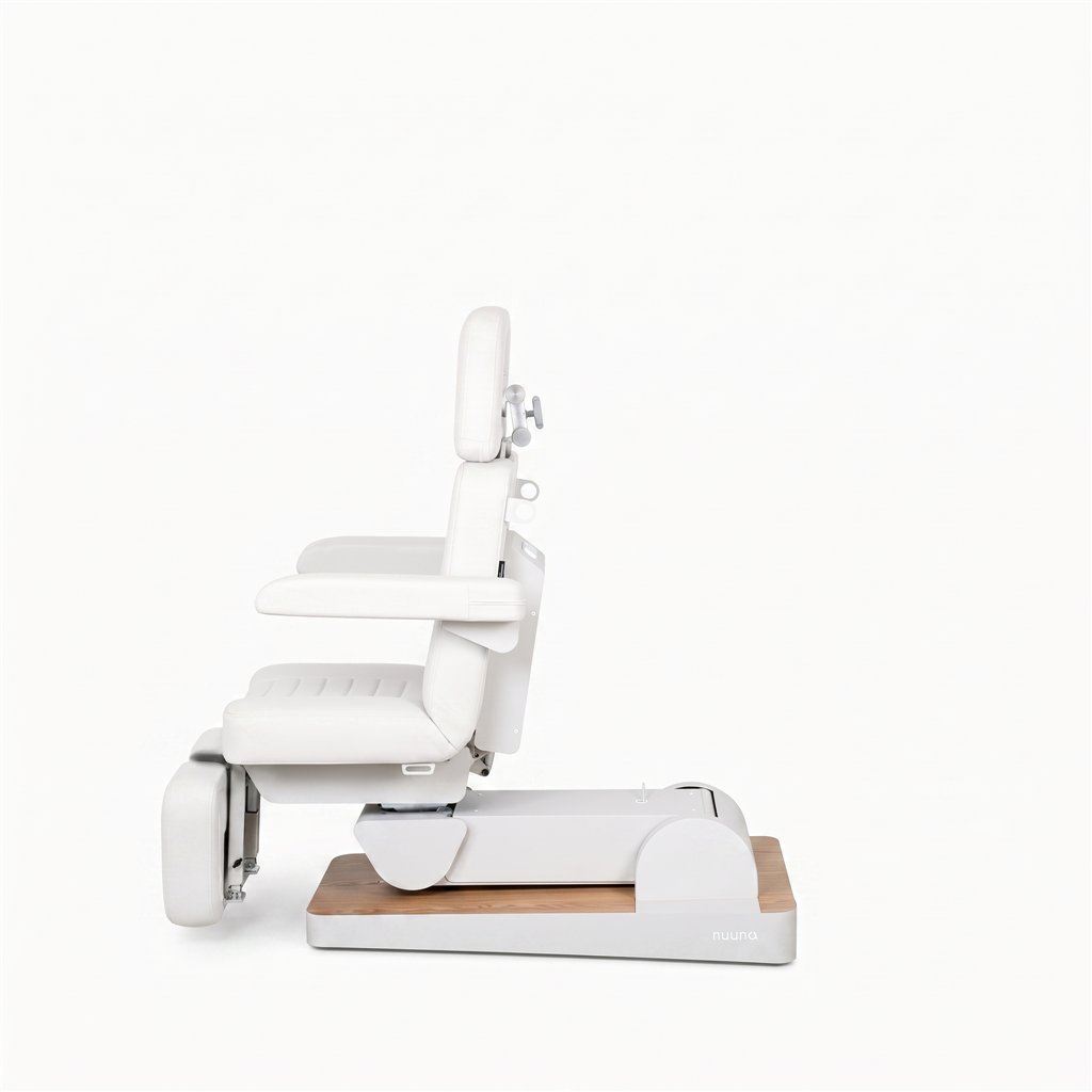 Naggura NUUNA P3 Grand Relax Rotation electric podiatry chair