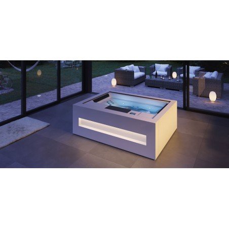 HOME JACUZZI