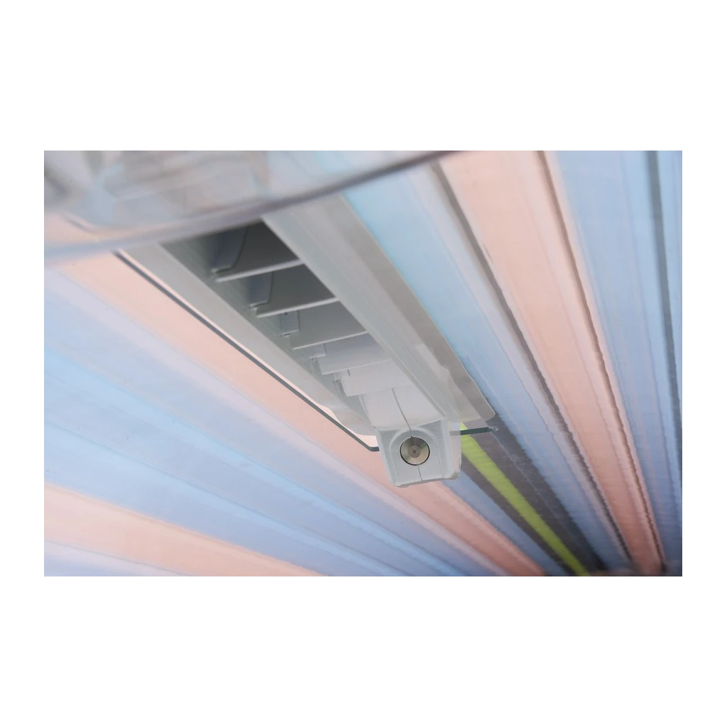 Luxura VEGAZ 8200 Highbrid solarium de alta gama