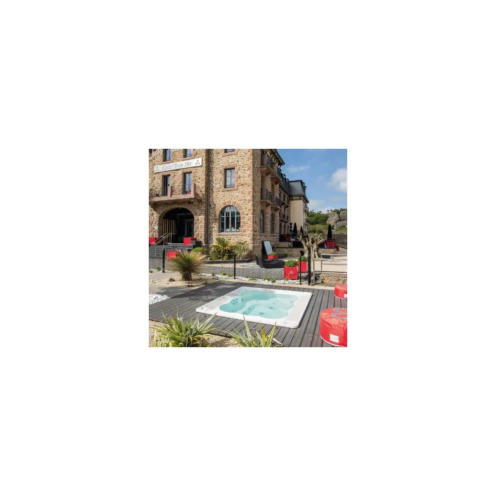 Jacuzzi Virginia Pro: Relaxamento e Design Inovador - -JACUZZI